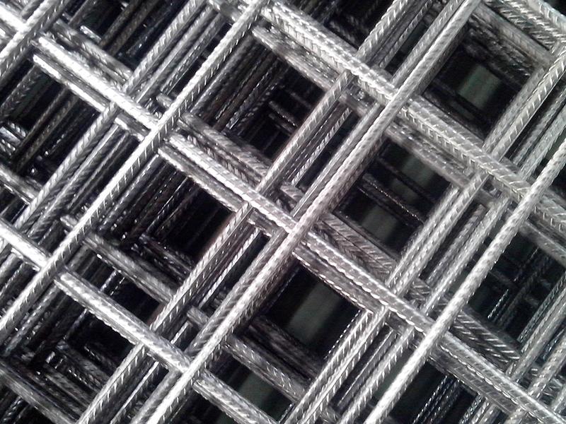 钢筋焊接网片可曾想到为了加固高速